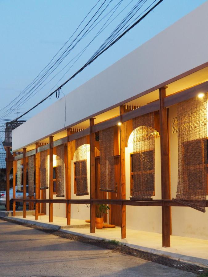 Makai Nap Hotel Thai Mueang Eksteriør billede